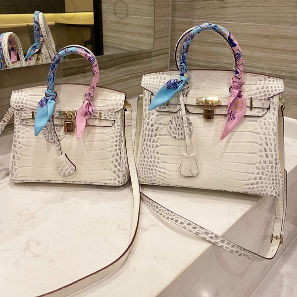 handbags luxury totes designer crossbody shoulder bags tote bag cross body artwork genuine leather high-quality fashion brand with original
handbags luxury totes designer crossbody shoulder bags tote bag cross body artwork genuine leather high-quality fashion brand with original