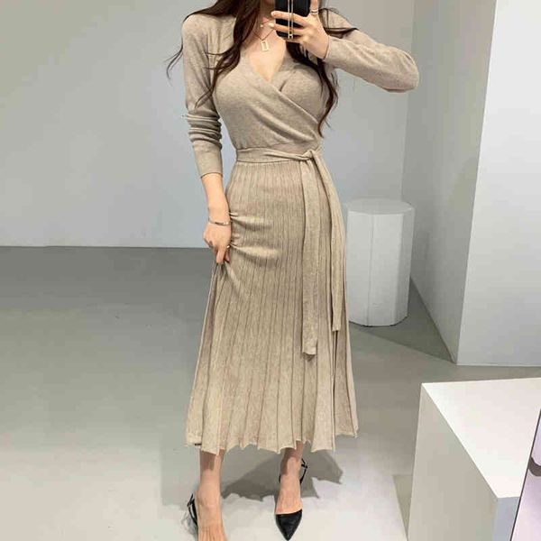 elegant gentle knitting dress spring ins french v-neck cross-slim lace-up high-waist pleated long dress tide, Black;gray
elegant gentle knitting dress spring ins french v-neck cross-slim lace-up high-waist pleated long dress tide, Black;gray