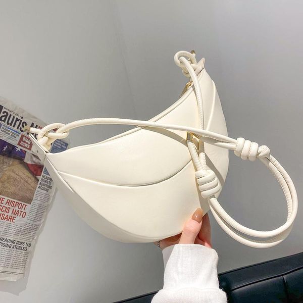 evening bags leather designer pu dumplings trendy design crossbody shoulder bag for women 2021 spring summer handbags and purses
evening bags leather designer pu dumplings trendy design crossbody shoulder bag for women 2021 spring summer handbags and purses