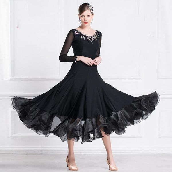 the national standard modern dance clothing big pendulum dress practice ballroom dancing waltz-m182281, Black;red
the national standard modern dance clothing big pendulum dress practice ballroom dancing waltz-m182281, Black;red