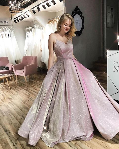 party dresses shiny formal evening gowns dreses backless a-line simple long prom celebrity dress vestido de festa 2021, White;black
party dresses shiny formal evening gowns dreses backless a-line simple long prom celebrity dress vestido de festa 2021, White;black