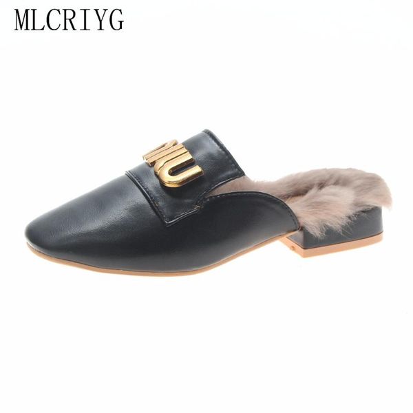 slippers 2021 autumn women 2.5cm low heels non slip outdoor fur inside shoes woman metal letter slipper for office ladies, Black
slippers 2021 autumn women 2.5cm low heels non slip outdoor fur inside shoes woman metal letter slipper for office ladies, Black