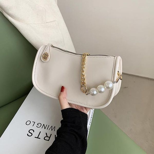 evening bags style pu fashion pearl simple and cute lady bag candy color one-shoulder messenger woman
evening bags style pu fashion pearl simple and cute lady bag candy color one-shoulder messenger woman