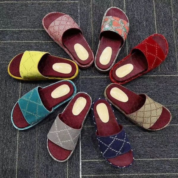 luxury designer women sandals slippers fashion beach thick bottom slipper classic platform alphabet lady sandal leather high heel slides, Black
luxury designer women sandals slippers fashion beach thick bottom slipper classic platform alphabet lady sandal leather high heel slides, Black