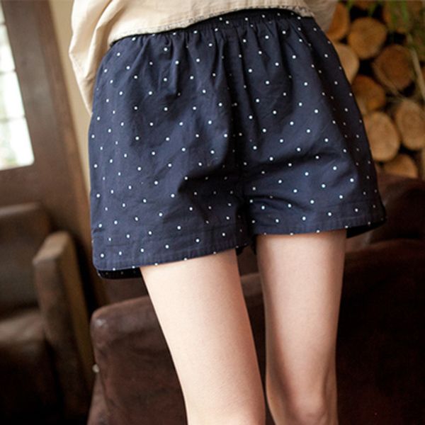 shorts 2021 summer dress mori small, fresh, casual, loose, thin, sexy, high waist, large women's shorts, pants trend, White;black
shorts 2021 summer dress mori small, fresh, casual, loose, thin, sexy, high waist, large women's shorts, pants trend, White;black