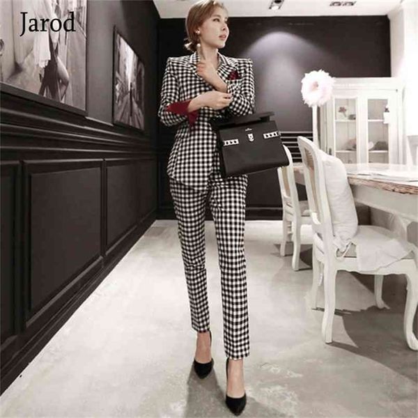 fashion business pant suits formal women plaid single-breasted jacket and long blazer set women office ol 2 pieces suit 210519, White
fashion business pant suits formal women plaid single-breasted jacket and long blazer set women office ol 2 pieces suit 210519, White