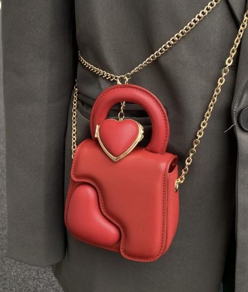 niche design personality love chain bag women's trendy handbag shoulder messenger bags
niche design personality love chain bag women's trendy handbag shoulder messenger bags