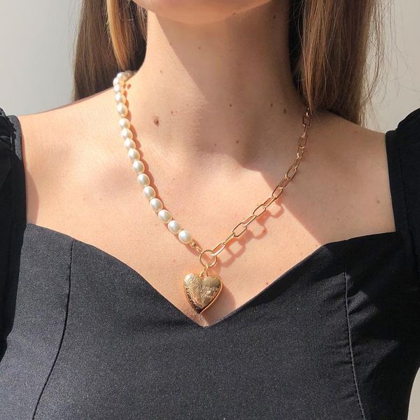 chains european&american fashion design sense pearl chain asymmetrical stitching a love heart pendant necklace female jewelry, Silver
chains european&american fashion design sense pearl chain asymmetrical stitching a love heart pendant necklace female jewelry, Silver