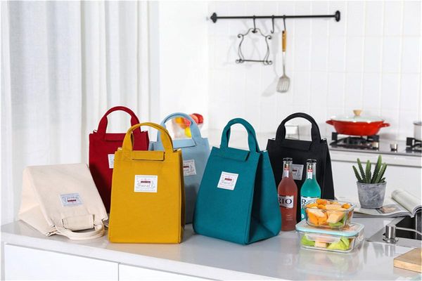 storage bags fashionable canvas lunch handbag portable meal box bag outdoor waterproof thickened large insulation picnic
storage bags fashionable canvas lunch handbag portable meal box bag outdoor waterproof thickened large insulation picnic