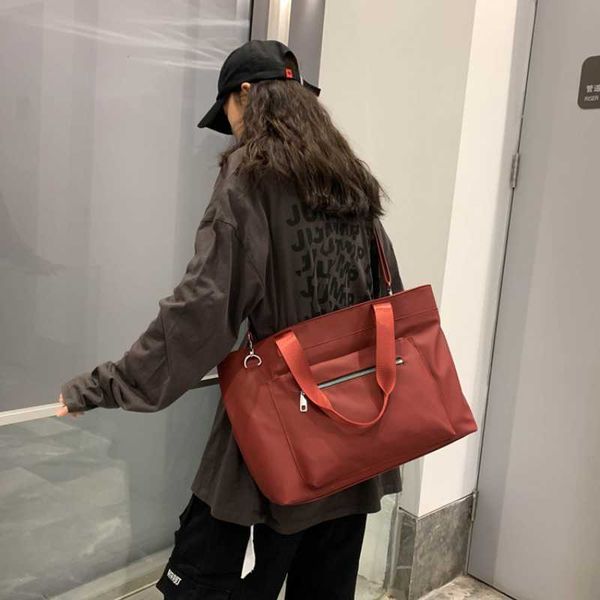 duffel bags ladies hand bag oxford cloth waterproof large capacity messenger men's women retro hobo
duffel bags ladies hand bag oxford cloth waterproof large capacity messenger men's women retro hobo