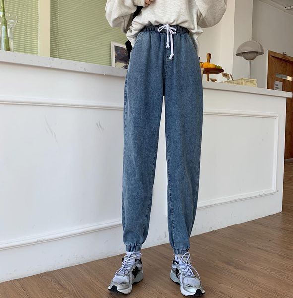 style of woman high waist loose jeans with drawstring feet dark blue casual women's pants
style of woman high waist loose jeans with drawstring feet dark blue casual women's pants