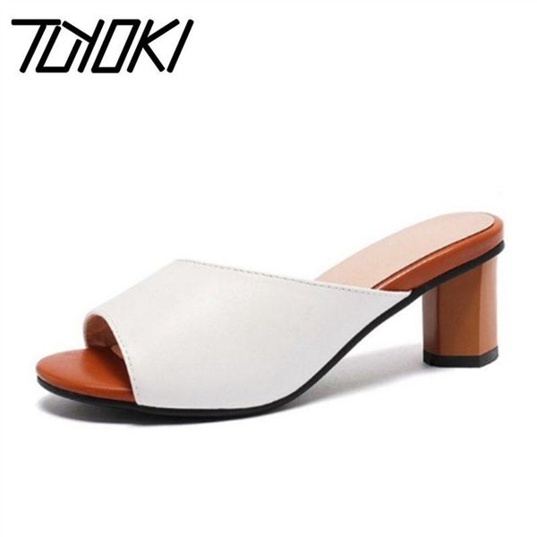 tuyoki summer sandals women peep toe solid color high heel slippers simple daily leisure vacation footwear size 31-43, Black
tuyoki summer sandals women peep toe solid color high heel slippers simple daily leisure vacation footwear size 31-43, Black