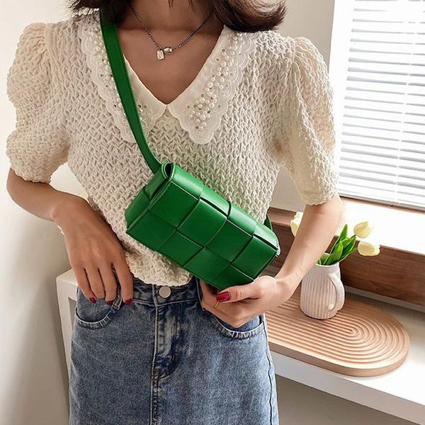 evening bags weave design women's shoulder bag pu leather cross body woman 2021 summer fashion small ladies purses and handbags 
evening bags weave design women's shoulder bag pu leather cross body woman 2021 summer fashion small ladies purses and handbags