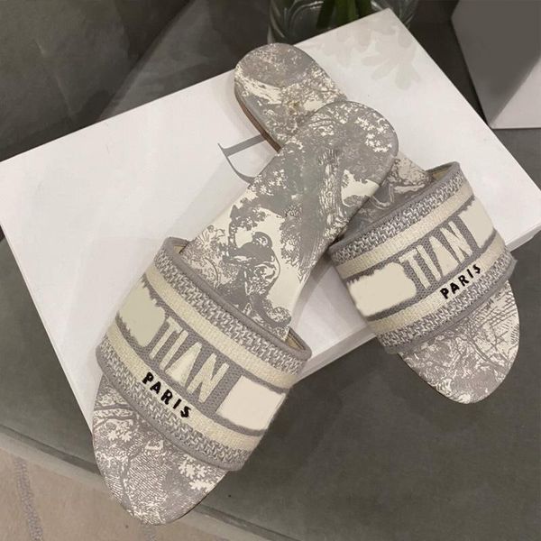 slippers 2021 women's lettered embroidered one line grey beach wear flat bottomed sandals lady, Black
slippers 2021 women's lettered embroidered one line grey beach wear flat bottomed sandals lady, Black