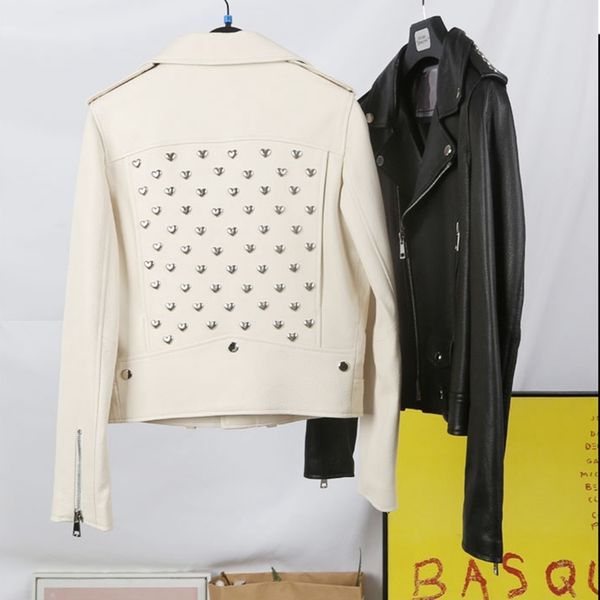 jackets 100% real women coats natural sheepskin genuine leather short jacket soft love rivet decoration, Black;brown
jackets 100% real women coats natural sheepskin genuine leather short jacket soft love rivet decoration, Black;brown