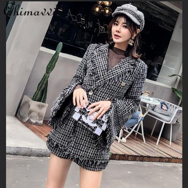women's tracksuits 2021 autumn and winter tweed two pieces short set long sleeve korean suit lady wide leg high waist shorts, Gray
women's tracksuits 2021 autumn and winter tweed two pieces short set long sleeve korean suit lady wide leg high waist shorts, Gray