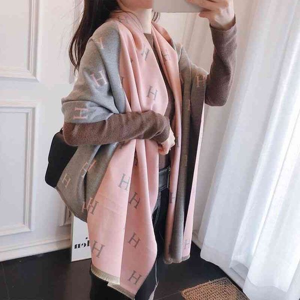 the new design new h letter color matching imitation cashmere scarf winter warm medium and long bib tassel shawl, Blue;gray
the new design new h letter color matching imitation cashmere scarf winter warm medium and long bib tassel shawl, Blue;gray