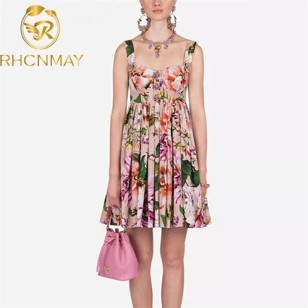 runway fashion summer dress women spaghetti strap dress crystal button elegant pink floral printed mini dress 210515, Black;gray
runway fashion summer dress women spaghetti strap dress crystal button elegant pink floral printed mini dress 210515, Black;gray