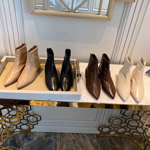 boots autumn spring women ankle fashion pointed toe martin back zipper sock winter soft leather 2097, Black
boots autumn spring women ankle fashion pointed toe martin back zipper sock winter soft leather 2097, Black