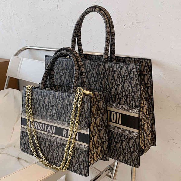 2022 factory wholesale new model autumn and winter advanced sense style big bag women's large capacity single shoulder chain
2022 factory wholesale new model autumn and winter advanced sense style big bag women's large capacity single shoulder chain