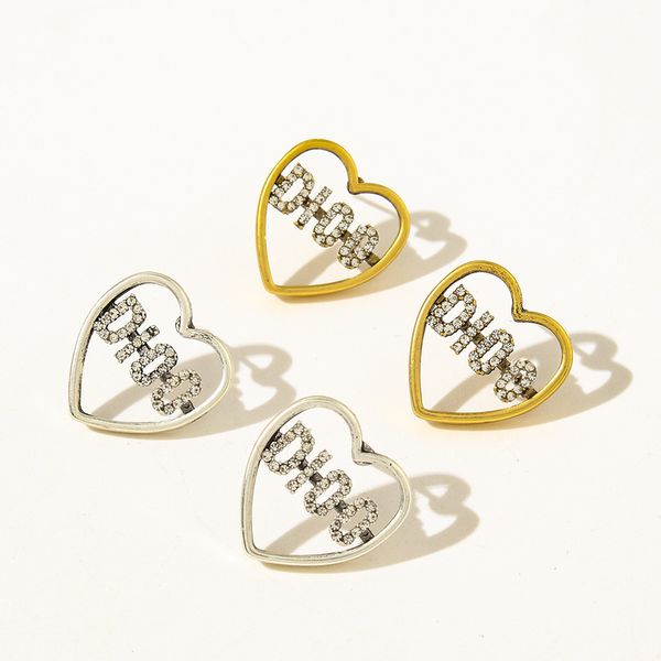 special offer 2021 luxury designer jewelry letter earrings with peach heart alloy inlaid diamond fashion simple and earrings, Silver
special offer 2021 luxury designer jewelry letter earrings with peach heart alloy inlaid diamond fashion simple and earrings, Silver