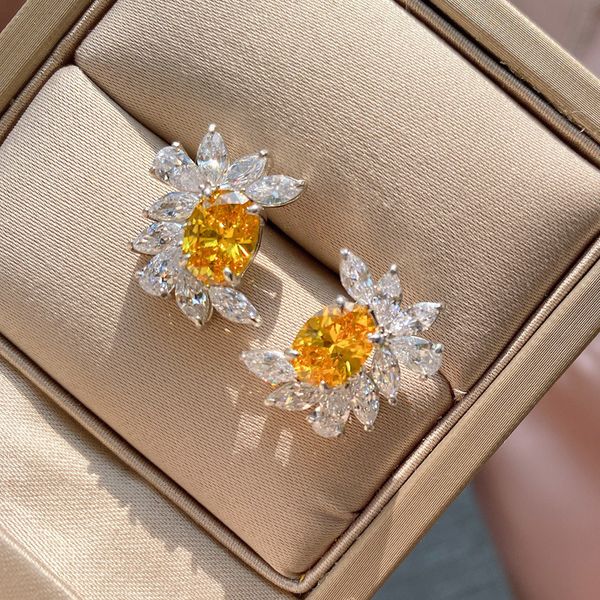 charm lady moissanite diamond stud earring 100% real 925 sterling silver jewelry promise wedding earrings for women bridal, Golden;silver
charm lady moissanite diamond stud earring 100% real 925 sterling silver jewelry promise wedding earrings for women bridal, Golden;silver