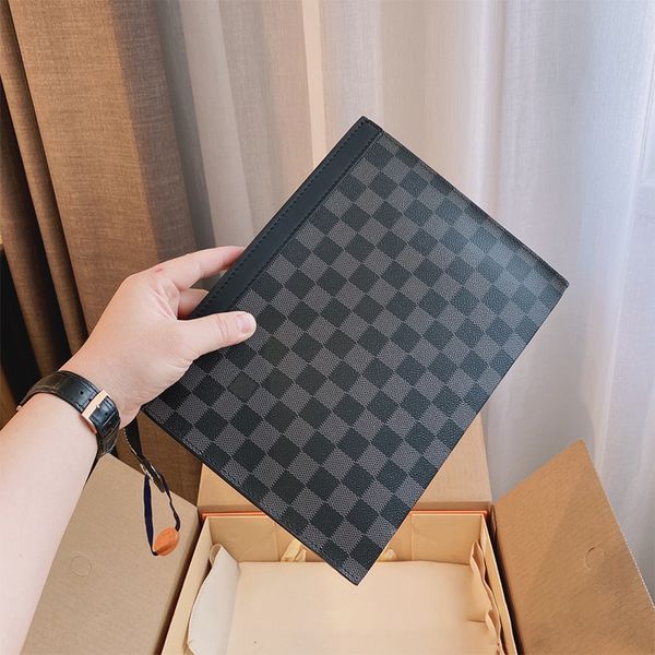 designer handbags tote bag handbag toiletry kits genuine leather high-quality different colors various styles with original box size 26*6*20
designer handbags tote bag handbag toiletry kits genuine leather high-quality different colors various styles with original box size 26*6*20