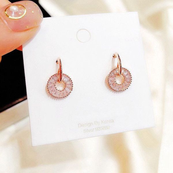 exquisite round charm cubic zircon stud earrings rose gold color cz crystal for women, Golden;silver
exquisite round charm cubic zircon stud earrings rose gold color cz crystal for women, Golden;silver