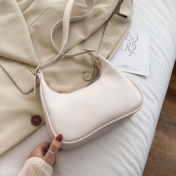 evening bags half moon design small pu leather crossbody for women 2021 luxury solid color shoulder handbags lady simple travel bag
evening bags half moon design small pu leather crossbody for women 2021 luxury solid color shoulder handbags lady simple travel bag