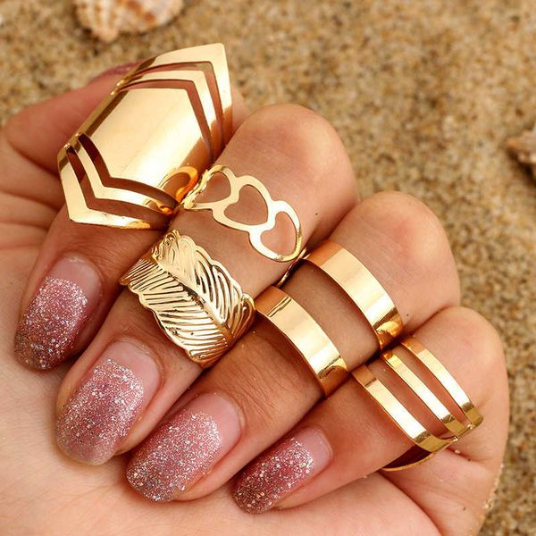 ring tocona 5pcs/set bohemia gold color finger ringsfashionable heart geometric design for women female jewelry party rings, Golden;silver
ring tocona 5pcs/set bohemia gold color finger ringsfashionable heart geometric design for women female jewelry party rings, Golden;silver