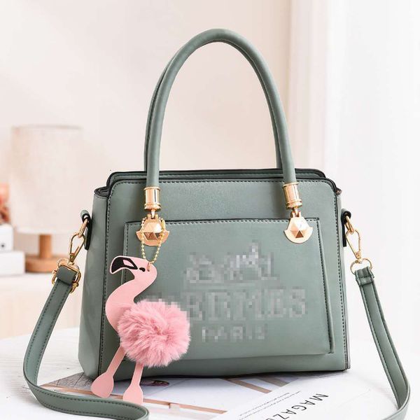 spring and 2021 summer korean fashion women's leisure portable large capacity one shoulder slant span bag
spring and 2021 summer korean fashion women's leisure portable large capacity one shoulder slant span bag