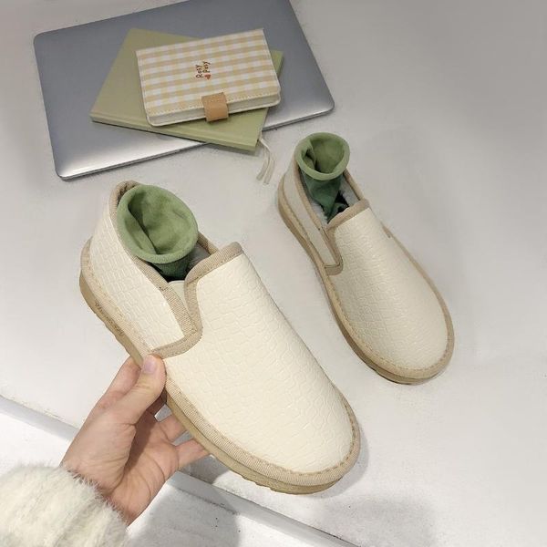 boots winter cotton shoes female 2022 plus velvet warm fashion students waterproof bread snow women low, Black
boots winter cotton shoes female 2022 plus velvet warm fashion students waterproof bread snow women low, Black