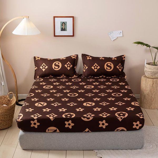 sheets & sets fashion brand coffee letter printed fitted sheet bed with cases 3pcs mattress protector cover twin queen king size
sheets & sets fashion brand coffee letter printed fitted sheet bed with cases 3pcs mattress protector cover twin queen king size
