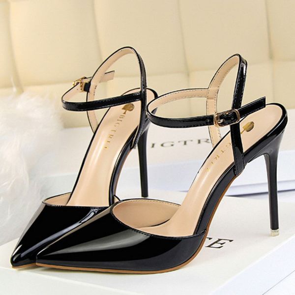 2021 spring summer high heels women party shoes pointed toe women pumps fashion brand ladies thin heel 11cm black red a3194
2021 spring summer high heels women party shoes pointed toe women pumps fashion brand ladies thin heel 11cm black red a3194