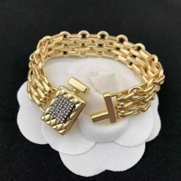 charm bracelets jewelry women perfume bottle design bracelet gold chunky chain party accessories, Golden;silver
charm bracelets jewelry women perfume bottle design bracelet gold chunky chain party accessories, Golden;silver
