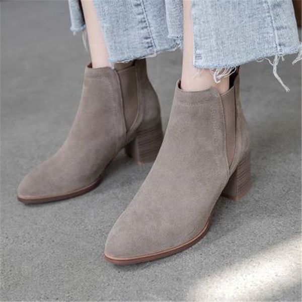 winter women's boots short plush women's shoes cow suede slip-on basic square heel 210507, Black
winter women's boots short plush women's shoes cow suede slip-on basic square heel 210507, Black