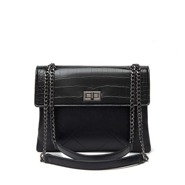 single shoulder bag women 2021 fashion simple pattern large capacity temperament light street chain handbag
single shoulder bag women 2021 fashion simple pattern large capacity temperament light street chain handbag