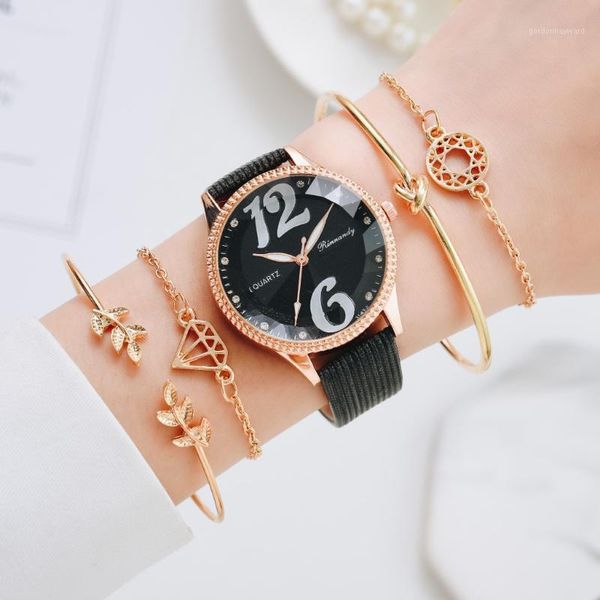 wristwatches 5 pcs set big number luxury ladies watch bracelet quartz wristwatch women clock gift leather strap, Slivery;brown
wristwatches 5 pcs set big number luxury ladies watch bracelet quartz wristwatch women clock gift leather strap, Slivery;brown