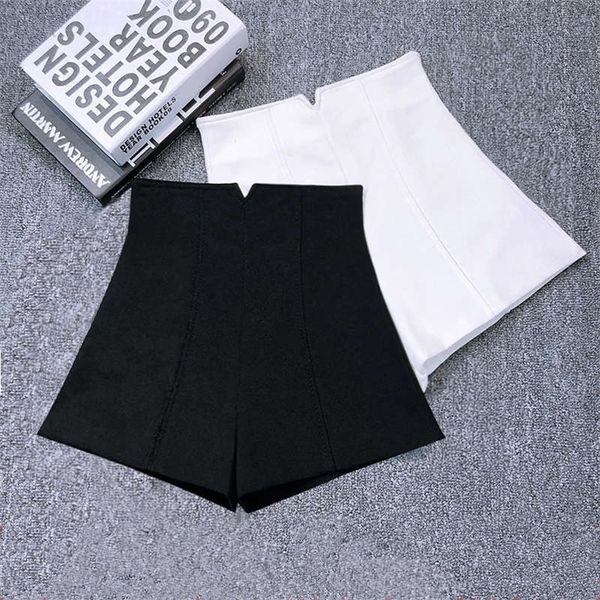 white black stretch suit shorts women mini short femme high waist pants elegant wide leg summer c5378 220307
white black stretch suit shorts women mini short femme high waist pants elegant wide leg summer c5378 220307