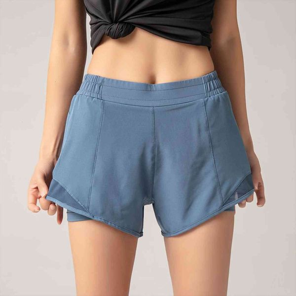 2 in 1 gym workout women shorts quick dry with zipper pockets splicing high waist fitness compression sport, White;black
2 in 1 gym workout women shorts quick dry with zipper pockets splicing high waist fitness compression sport, White;black
