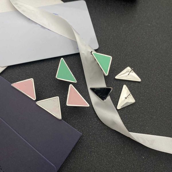 2021 european american letter stud big brand wild temperament fashion inverted triangle earrings and fast delivery, Golden;silver
2021 european american letter stud big brand wild temperament fashion inverted triangle earrings and fast delivery, Golden;silver