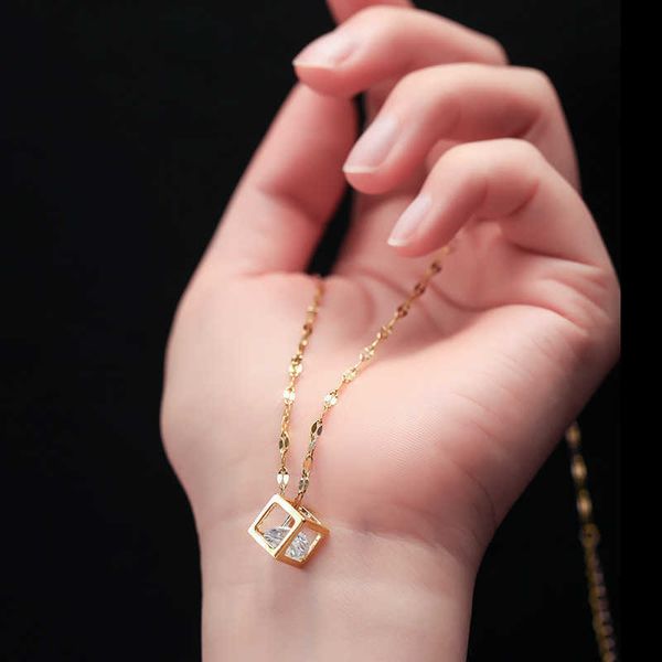 women's gold-plated square pendant necklace, titanium and steel jewelry, large crystal, luxury, neck zipper, japan, korea, wholesale, Silver
women's gold-plated square pendant necklace, titanium and steel jewelry, large crystal, luxury, neck zipper, japan, korea, wholesale, Silver