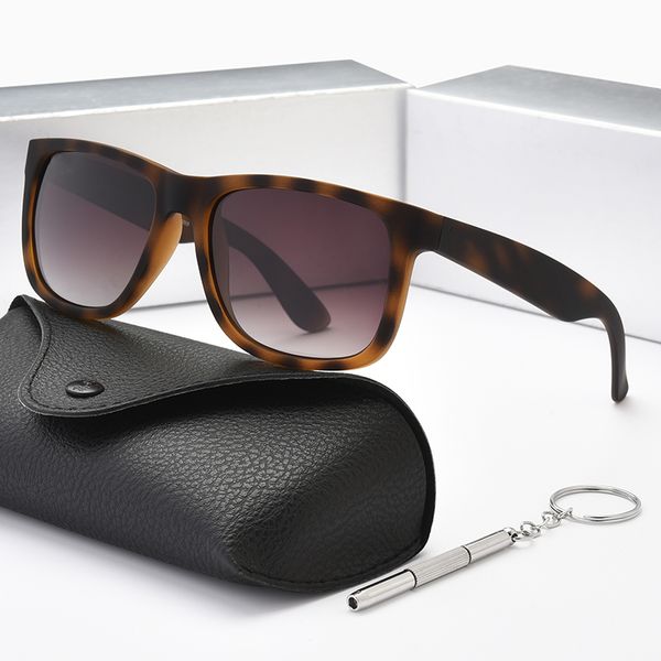 2021 classic designer luxury polarized sunglasses uv400 men women driver shades male vintage sun glasses men spuare summer, White;black
2021 classic designer luxury polarized sunglasses uv400 men women driver shades male vintage sun glasses men spuare summer, White;black