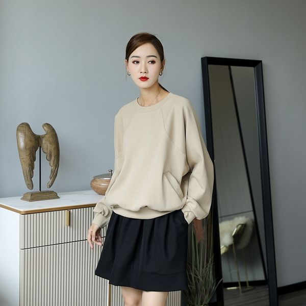 women's sweater korean version 2021 autumn and winter new fashion brand women's large loose oversize design sense, Black
women's sweater korean version 2021 autumn and winter new fashion brand women's large loose oversize design sense, Black