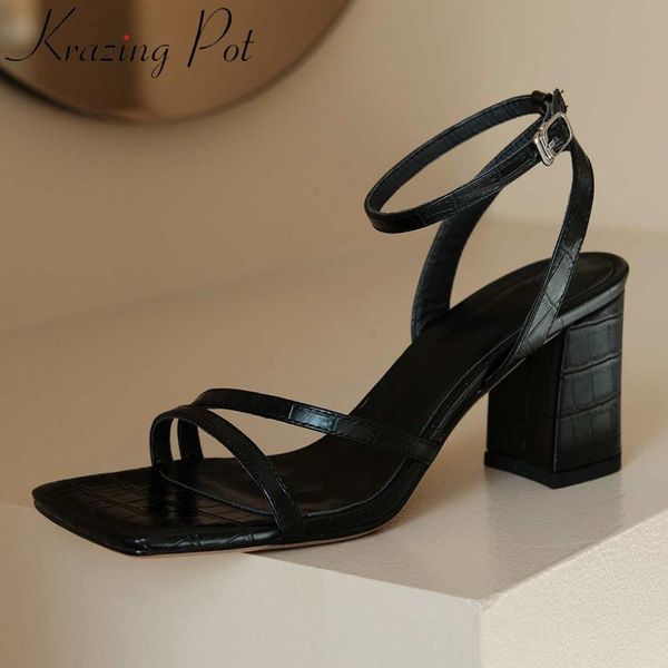 krazing pot 2021 limited customization full grain leather peep toe high heels young lady buckle strap fashion sandals women l06, Black
krazing pot 2021 limited customization full grain leather peep toe high heels young lady buckle strap fashion sandals women l06, Black