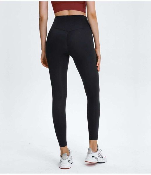 solid color good quality black leggings women yoga pants high waist sports wear legging elastic fitns lady outdoor sport pant
solid color good quality black leggings women yoga pants high waist sports wear legging elastic fitns lady outdoor sport pant