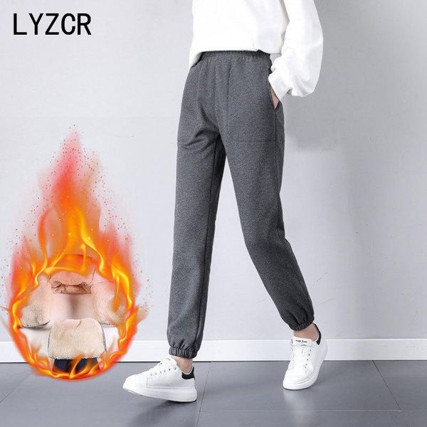 women's pants & capris lyzcr winter warm cashmere sport for women casual thick velvet lambskin feleece trousers 2021, Black;white
women's pants & capris lyzcr winter warm cashmere sport for women casual thick velvet lambskin feleece trousers 2021, Black;white