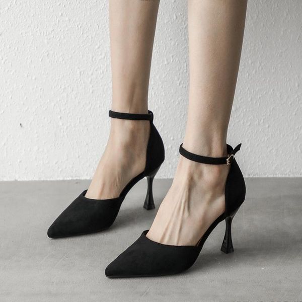 high heels female thin heel 5cm2021 versatile summer etiquette pointed black professional single shoes dress
high heels female thin heel 5cm2021 versatile summer etiquette pointed black professional single shoes dress