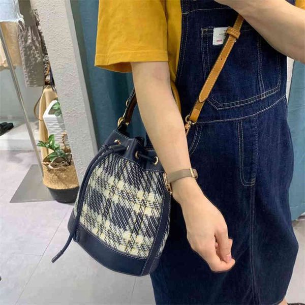 bag holderletife women's classic checkered bucket 2021 new fashion bag niche design one shoulder messenger baghandbag hook
bag holderletife women's classic checkered bucket 2021 new fashion bag niche design one shoulder messenger baghandbag hook