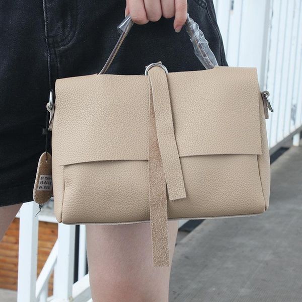 evening bags retro soft leather handbag women's bag england style real shoulder female tassel design portable women messenger
evening bags retro soft leather handbag women's bag england style real shoulder female tassel design portable women messenger